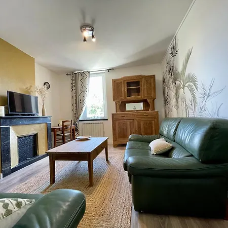Holiday home Maison Du Canal Avec Cour Privee