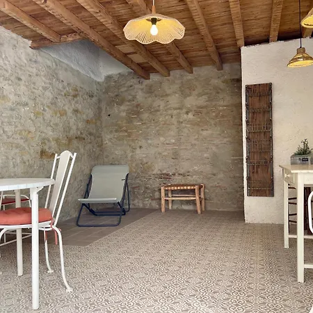 Holiday home Maison Du Canal Avec Cour Privee *