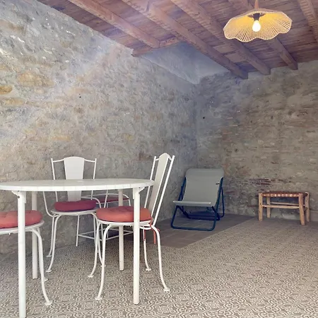 Maison Du Canal Avec Cour Privee