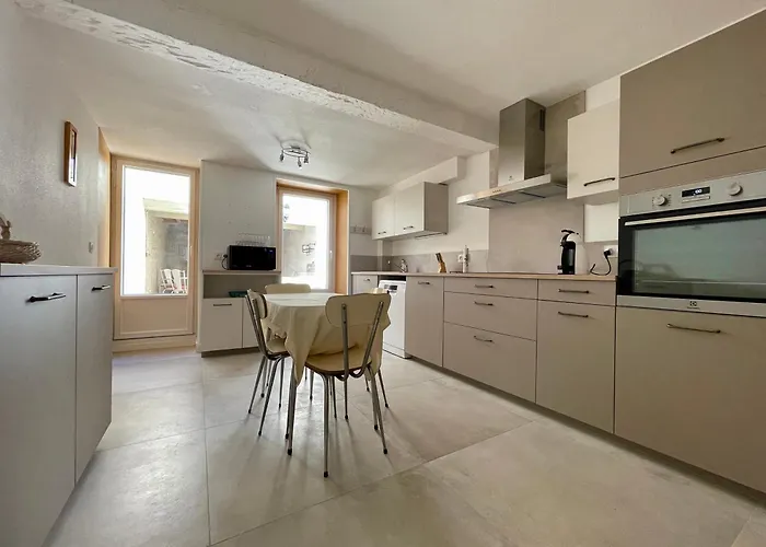 Maison Du Canal Avec Cour Privee Feriehus Carcassonne